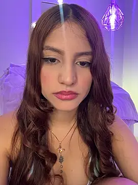 ViankaRose live XXX chat