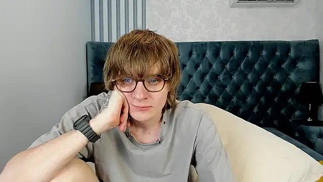 TaylerBev's Webcam Show