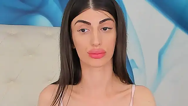 SkinnyDolly 即時 XXX 聊天