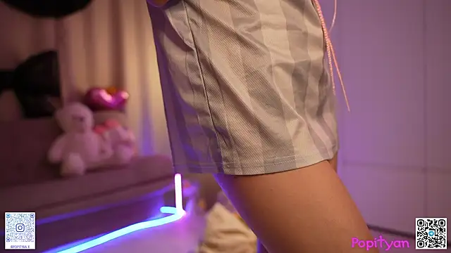 XXX chat uživo modela popityan1