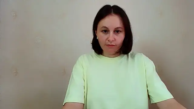 Inessa_beauty Adlı Modelin Canlı XXX Sohbeti