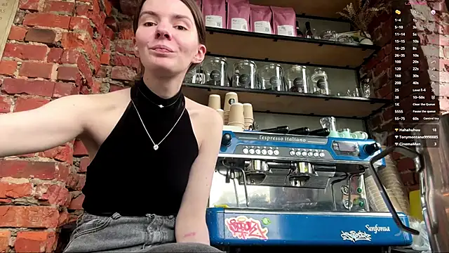 AnnWaddie Chat XXX live