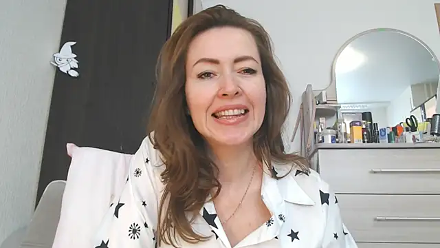 XXX chat uživo modela NicoleEunice87