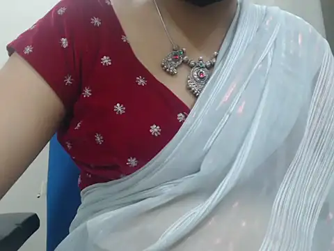 Chat +18 de Lovely_Siri_23 ao vivo