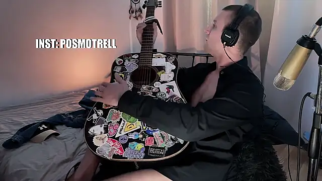 ETHAN_MOORE 라이브 XXX 채팅