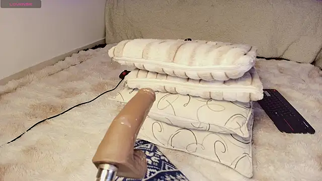 Madeline_Dreams: απευθείας συνομιλία ΧΧΧ