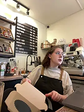 cinnabon_'s Live XXX Chat