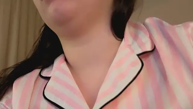 Alisia_Mars Adlı Modelin Canlı XXX Sohbeti