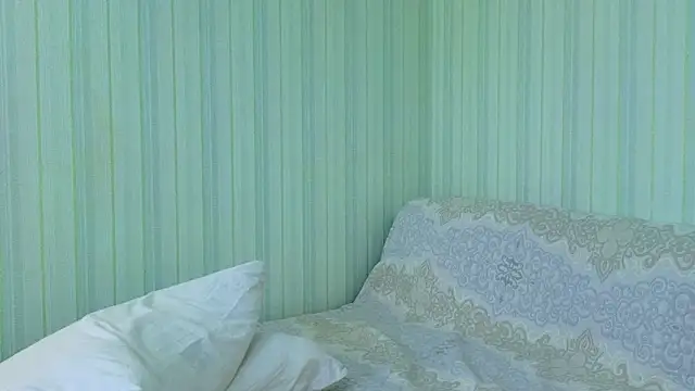 دردشة _Lily_ الجنسية المباشرة