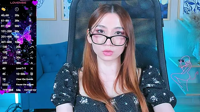 Karen__davis élő XXX-chatje