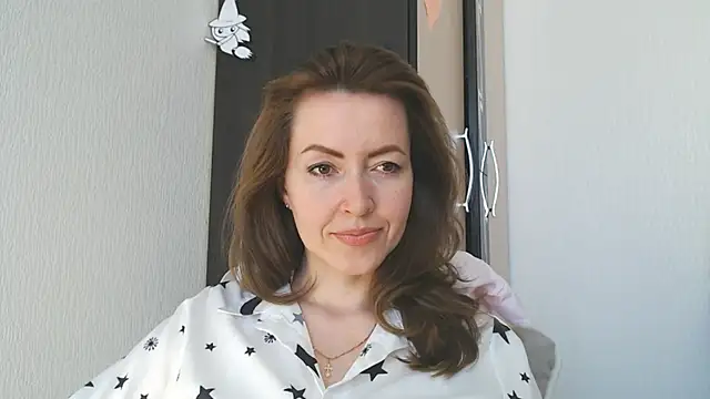 NicoleEunice87 即時 XXX 聊天