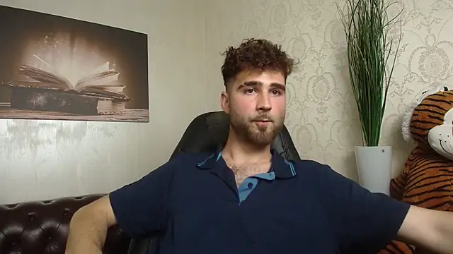 KyloEast's Webcam Show