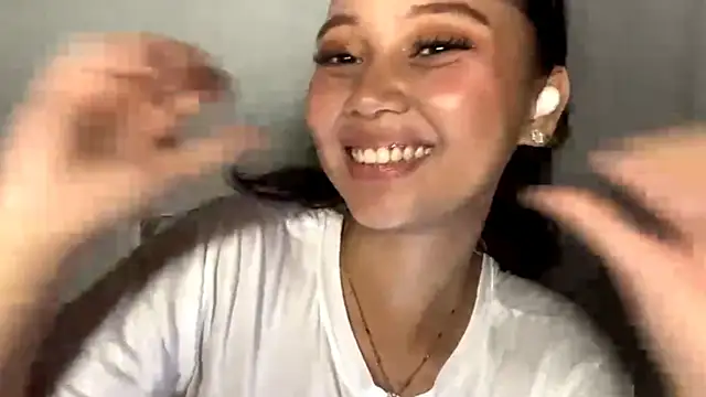 JoanniePoplin Pertunjukan Webcam