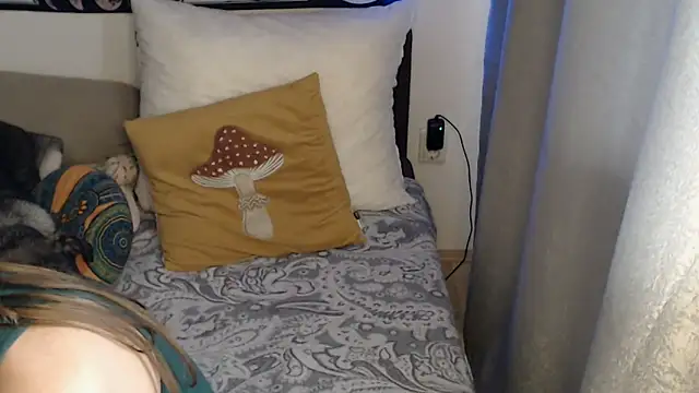 Chat XXX ao vivo de AlienforTwenty