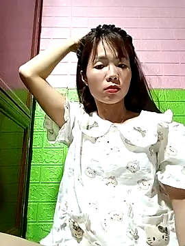 AmyLinee01 Show Webcam