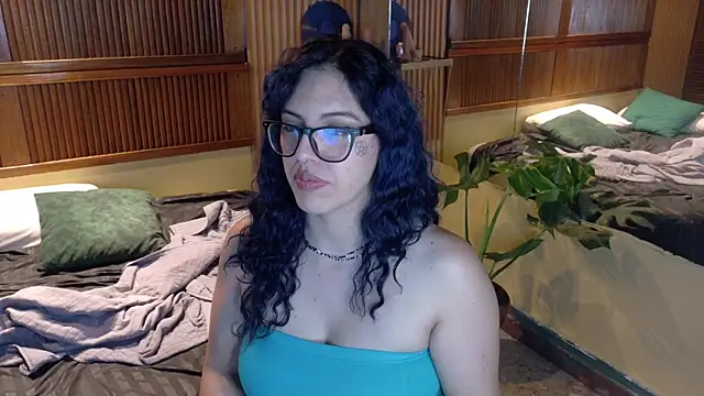 Eli666uwu's Live XXX Chat