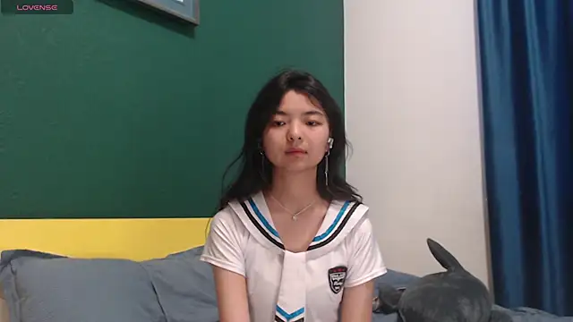 Živý XXX chat Shy_Kira