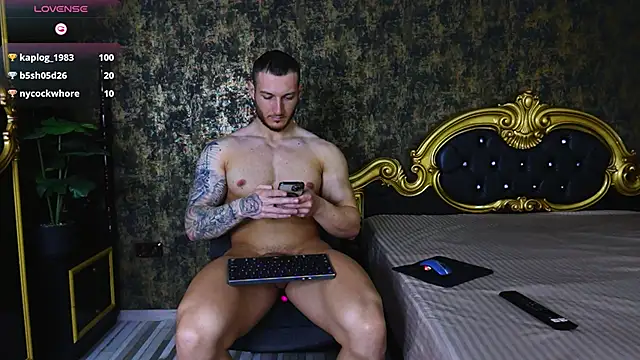 AaronMuscle – Naživo XXX chat