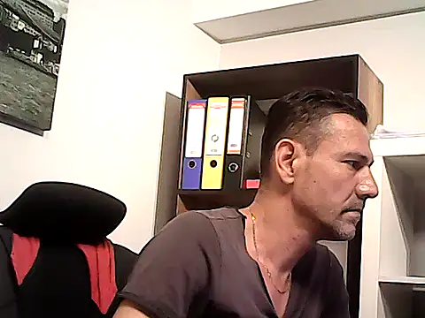 mastercharisma35 Adlı Modelin Web Kamerası Şovu