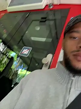 Lionayowe Pertunjukan Webcam