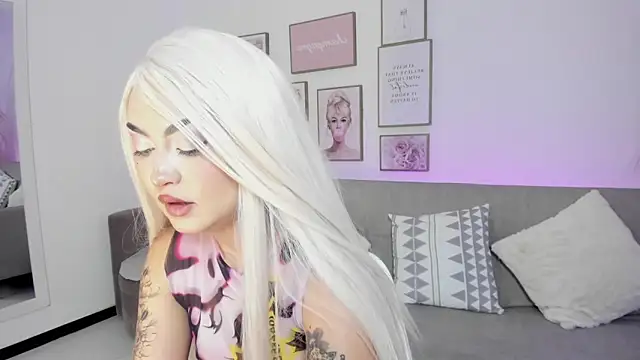 Chat +18 de Aiko_Lee_ ao vivo