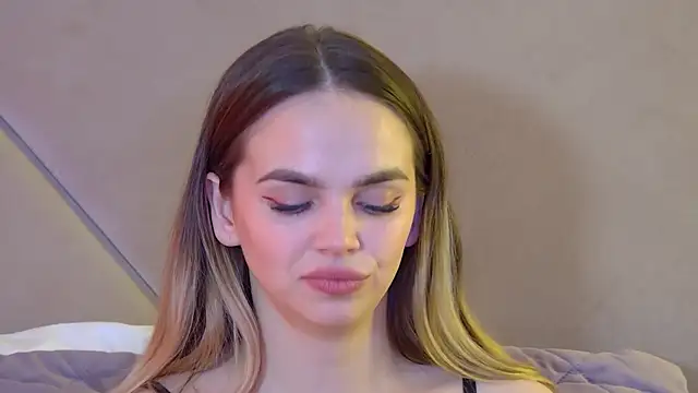 Chat +18 de AnitaVenture ao vivo