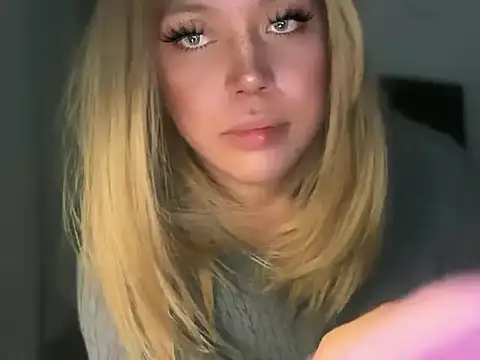 caligirlnikita Webcam Show