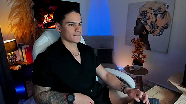 Matias_Murrier: онлайн-секс-чат