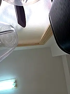 Chatroom XXX en direct de NeredaXxx