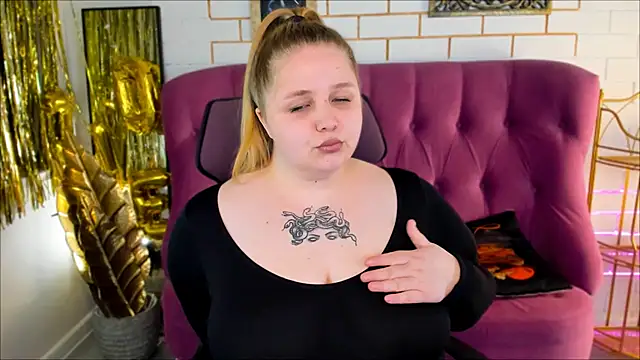 Chat XXX en directo de SladaDell