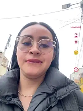 Pokazy przed kamerką – Anni_Rose