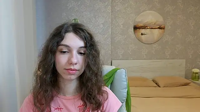 KellyShines Chat XXX in diretta