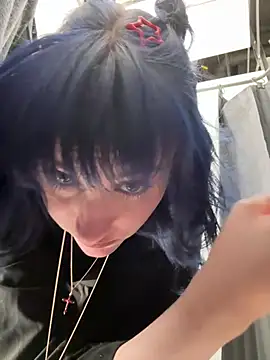 Only_April 在線直播表演