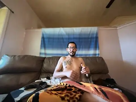 Chatroom XXX en direct de ThrowedWorldWide