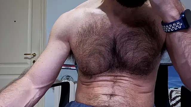 hairycerberus' Live XXX Chat