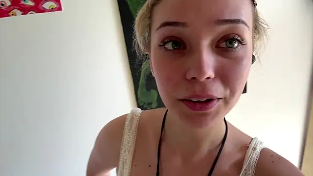 SourMidday Chat XXX live