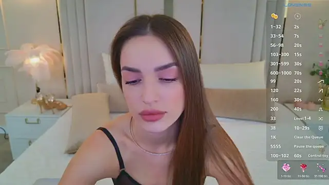 Chatroom XXX en direct de BellaHalles