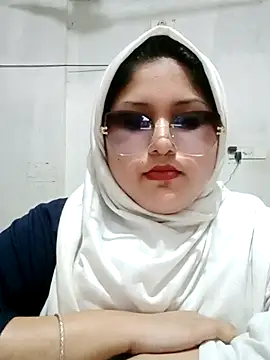 Nusrat-N Chat XXX in diretta