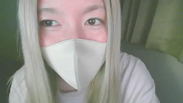 Remi_officialn Live XXX chat