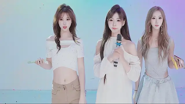 ZZ00033S' Webcam Show