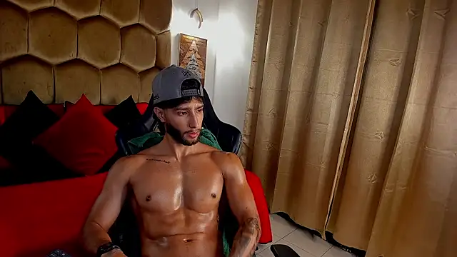 Show de Emmet_CollinsJS na webcam