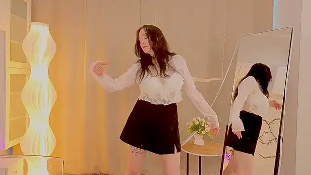 KaraNeagle's Live XXX Chat