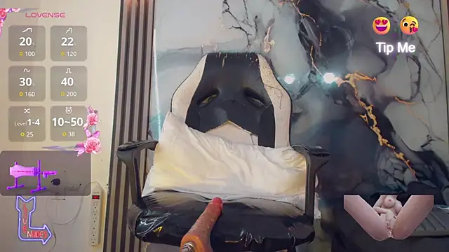 khiara_morettiのウェブカメラショー