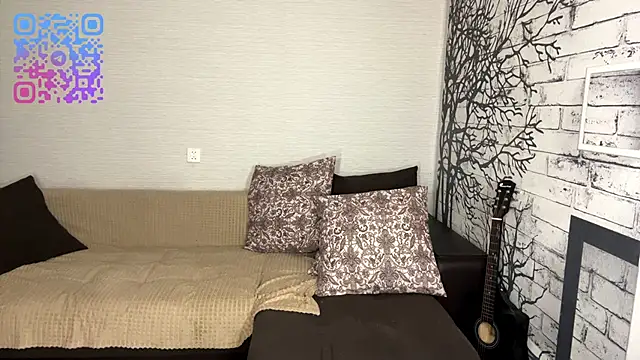 XXX chat uživo modela ElmiraDabato