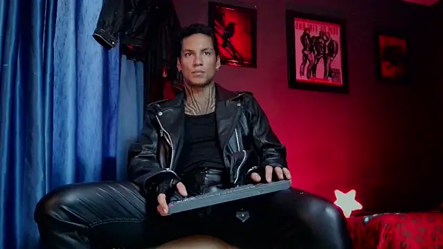 دردشة Leonnardo_Jaramillo الجنسية المباشرة