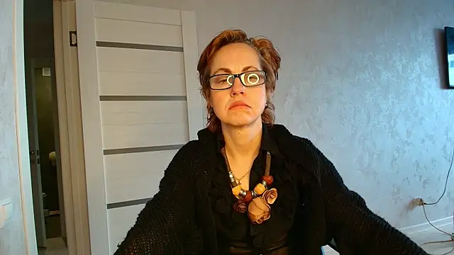 Chat XXX en directo de LioraWeiss