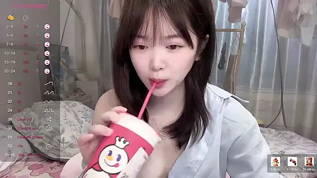 tender-11 Chat XXX in diretta