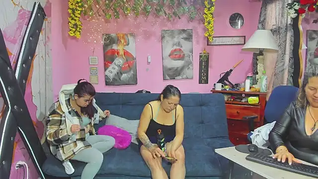 lesbiancuple লাইভ XXX চ্যাট