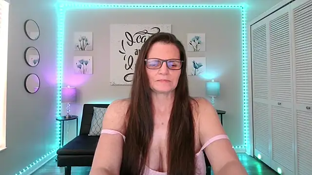 SamieSutton – Naživo XXX chat