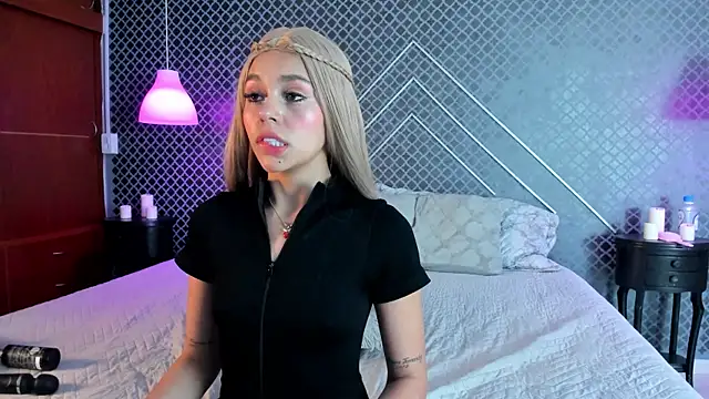 Aleja_bloom 现场XXX聊天